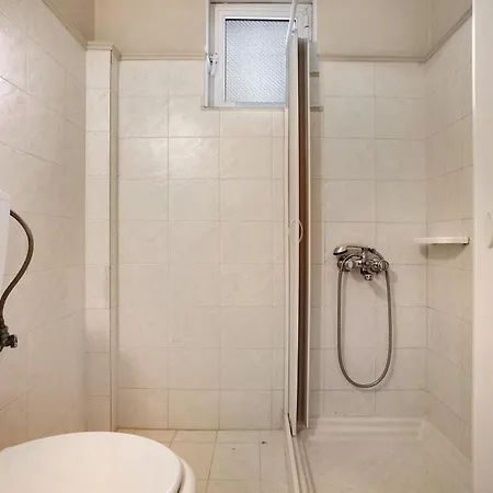 Dolphin 1 Apartman Kerí